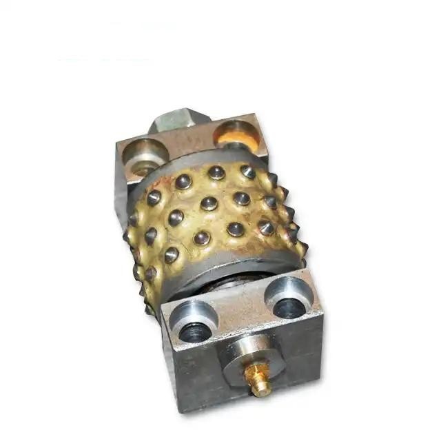 Diamond Bush Hammer Grinding Roller