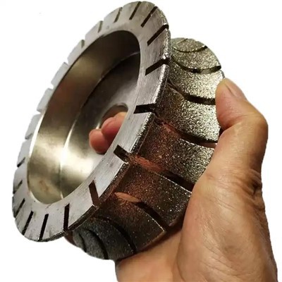 Encaminador de perfils de pedra de mola de diamant